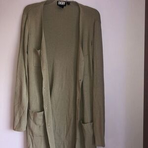 𝅺DKNY woman’s khaki long cardigan with buttons